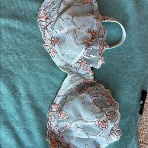 Exquisite vintage bra and pantie set . Gift - never worn.